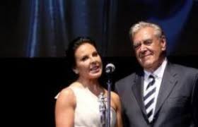 Los dos tienen un hijo al que llaman xoan, por la noche de san juan y que es el origen del linaje mariño. Eric Del Castillo Es Victima Del Cancer Videos Metatube