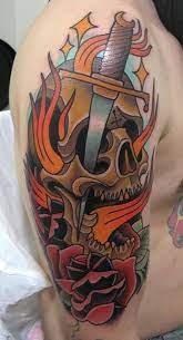 Skull Caveira Neo Trad New Traditional Tattoo Tatuagem Punhal Colorida Braco Tinta New Traditional Tattoo Caveira Colorida Tatuagem