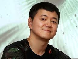 단독 문준용, 文 고교친구 있는 재단서도 유사작품으로 3천만원 받아. Hpds5x389h8c8m