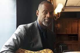 Brian Mcknight Shares Glittering New Year S Eve Wedding Pics Billboard Billboard