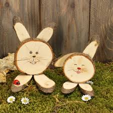 So bastelt ihr die osterhasen: Holzhase Basteln Als Tischdeko Trendmarkt24
