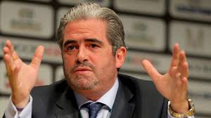 Medeiros: 'Criminals Running Club'