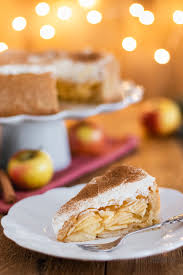 Saftiger veganer osterlamm kuchen einfaches rezept für ein veganes osterlamm ohne ei. Apfel Glogg Torte Mit Glogg Rezept Cookie Und Co