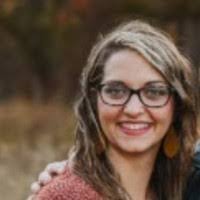 Mandy Slater's Instagram, Twitter & Facebook