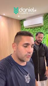 🚨 Hoje tive uma experiência incrível com quiropraxia junto ao  @dr.danielbcastro , Saí renovado e já senti a diferença no corpo. 💆‍♂️🔥,  Super indico para quem busca qualidade de vida, alívio das dores ...