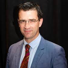 Naveed Ashraf's Instagram, Twitter & Facebook