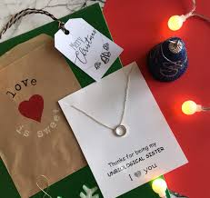 20 best friend gifts that are equally thoughtful and awesome. What Are Some Gift Ideas For A Female Friend Quora