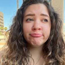 Amanda Starks (@AmandaStarks)