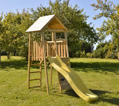 Autentisches design mit vielseitigen spielelementen! Wendi Toys Spielturm Falke Stelzenhaus Kletterturm Inkl Rutsche Und Kletterturm Mygardenhome