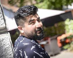 Abdurrahim akça ya da bilinen adıyla eypio, (d. Eypio Esi Kim