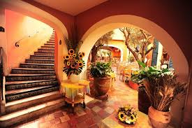 Restaurant Le Sud Paris Village Provencal Et Cuisine Ensoleillee Restaurant Paris Voyage Paris Guide De Voyage Paris