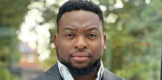 Side hustle turns into full-time as man earns thousands from car