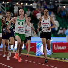 Taoufik makhloufi and nick willis became the seventh and eighth men to win a. Cole Hocker Outkicks Matthew Centrowitz In The 1500 Meters The New York Times