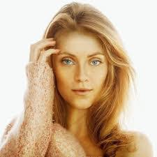 Ashley Poll's Instagram, Twitter & Facebook