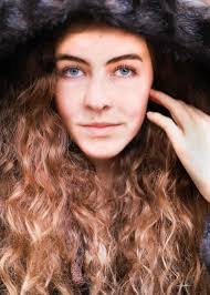 Jaye Willis's Instagram, Twitter & Facebook