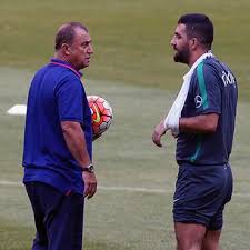 Milli takımı bırakan arda turan, fatih terim'in kosova maçının ardından düzenlediği basın toplantısının üzerine canlı yayına bağlandı ve flaş açıklamalar yaptı. Arda Turan Fatih Terim Sozunu Tutmadi Spor Haberleri