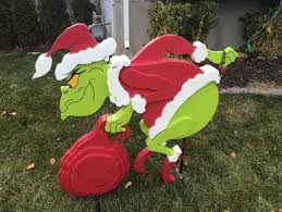 Happypartysupplies grinch christmas decorations left or right facing grinch stealing the christmas yard sins whoville sign the reindeer cindy lou yard art decor set of 4pcs. The Grinch Is Stealing My Lights Christmas Grinch Christmas Lights Grinch Christmas Decorations Decorating With Christmas Lights
