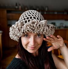 BRILLIANT! Comfy, Cozy, Crochet Wrap! ❤ Pattern Here (affiliate link)
