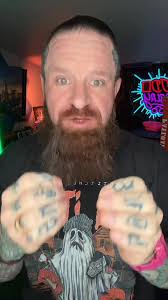 23000 Ewro għal 400 ġurnata ħabs? Possibbli daqsekk biss? Min se jħallashom  dawn min gideb? jew aħna li nħallsu t-taxxi? Dawn barra l-ispejjeż ta'  avukati, psychologists u weġgħat oħra? 23000 BISS?