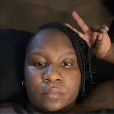 Does anyone know a teen pregnant with a baby girl due in June or July in  Martinez?