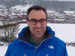 Robin Bedford's Instagram, Twitter & Facebook