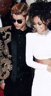Justin Bieber Rihanna Wallpaper Duvar Kagidi Rihanna Justin Bieber Riri