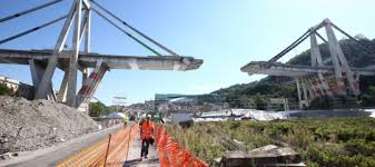 14 agosto 2021, cioè da un anno, il ponte è di nuovo su. Il Giorno Della Demolizione Dei Piloni 10 E 11 Del Ponte Morandi A Genova