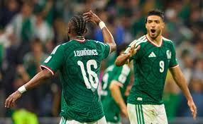 CONFIRMADO: Jugador de la Selección Mexicana es trasladado al hospital tras derrota ante Inglaterra
