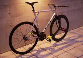 Getting Ready Over Here Gtgtb Gtpulse Fixedgear Hed3 Fixed Gear Bike Gt Bikes Track Bike