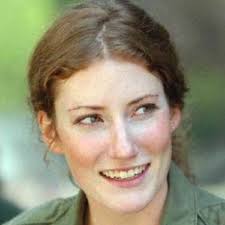 Frauenrock: Brummend berauscht von der blumigen Note des Weins