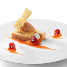 Range Sanguine En Sorbet Et Gelee Au Poivre De Cumeo Sable Au Beurre Demi Sel Emulsion Et Croustillant De Lait Food Presentation Food Michelin Star Food