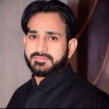 Kari Kahn's Instagram, Twitter & Facebook