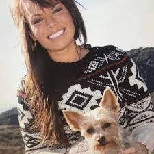 Jennifer Giraldin's Instagram, Twitter & Facebook