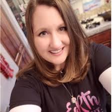 Laura LaQuaglia (@CobbVisualArts)