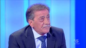 La data di partenza di c'è posta per te 2021 è fissata per sabato 9 gennaio 2021. C E Posta Per Te Luigi Pignataro Cerca Il Primo Amore Sfilza Di Pretendenti In Studio E Maria De Filippi Va In Tilt Il Tempo