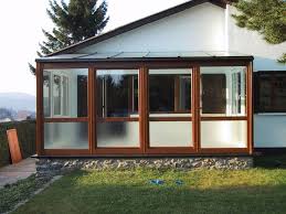 Wintergarten Zum Wohnen Fur Balkon Terrasse Oder Pool Wintergarten Holz Wintergarten Fenster Und Turen