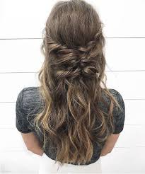 Discover the best hairstyles and most popular haircuts for men a better head of hair starts here. 18 Gorgeous Graduation Hairstyles To Pair With Your Cap And Gown Baisi Promotion News Baisi International Co Limited