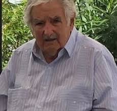 Gracias al cine y a la vida que me dieron la gracia de conocer a Pepe  Mujica y producir la bella película de @alvarobrechner "La noche de 12  años". Todos aprendimos mucho