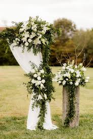 Pin By Christina Brooks Swanson On Barn Weddings Barn Wedding Indoor Wedding Outdoor Wedding