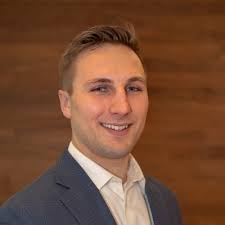 I am very happy to announce that I will be joining the team at Oak Ridge  Financial as a Wealth Management Consultant within the Private Client Group  following graduation this spring. |