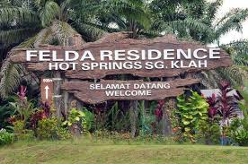The felda residence hot springs is strategically located within easy access from the old trunk road or north bound on the plus expressway. Chelet Villa Hotel At Hotspring Sg Klah Home Facebook