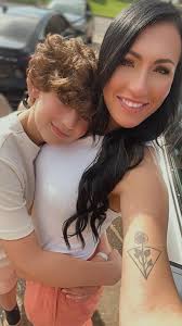 Miranda Walsh's Instagram, Twitter & Facebook