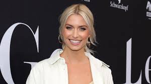 Davanti, invece, i ciuffi sono leggermente più corti e laterali. Lena Gercke Sie Tritt Weiter In Die Fussstapfen Von Heidi Klum Gala De