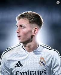 84' Vinicius Jr out Fran Garcia in Brahim Diaz out Mastantouno in