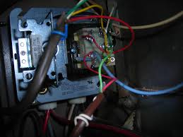 The air conditioner condenser will usually only run in the summer. Fixed Janitrol Furnace Fan Will Run On Run But Not On Auto Applianceblog Repair Forums