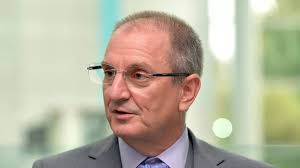 General Medical Council tells head of Queen Elizabeth Hospital his actions  'risk bringing the profession into disrepute'