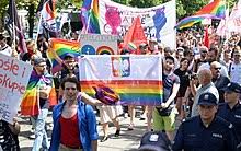 Frau, frau, mädchen und junge 👩‍👩‍👧‍👧. Rainbow Flag Lgbt Wikipedia