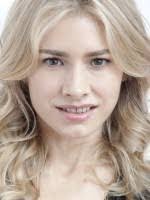 Juliette Bennett's Instagram, Twitter & Facebook