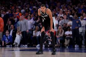 Spurs’ Game 4 collapse has a silver lining: A chance to grow from their mistakes - The Athletic