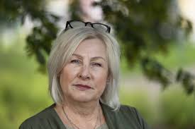 Växjöforskaren: Föräldrastress sitter i länge